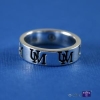 UM STERLING SILVER RING